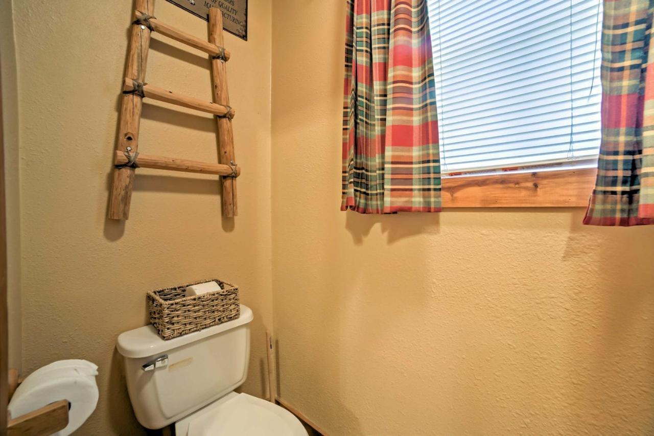 Branson Cabin With Deck Near Table Rock Lake! Εξωτερικό φωτογραφία